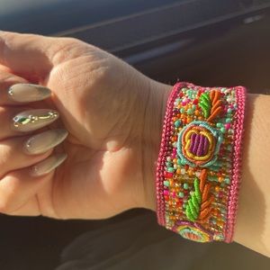 Handmade embroidered bracelet from Mexico 🇲🇽